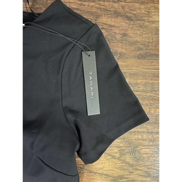 Tahari Women's Black Round-Neck Short-Sleeve Zippered Sheath Dress Size 4 NWT - Picture 2 of 4